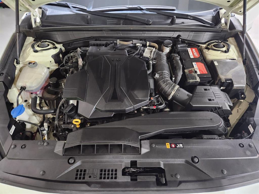 Kia K8 — photo 19