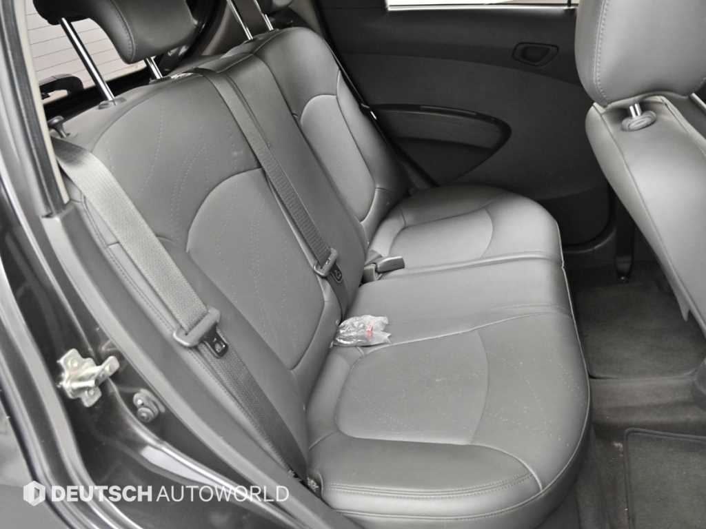 CHEVROLET Spark — photo 12