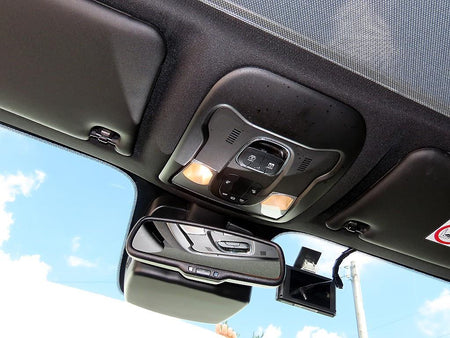 Jeep Renegade — photo 17