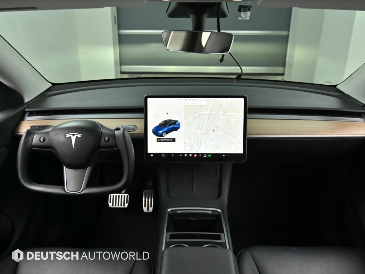 Tesla Model Y — photo 07