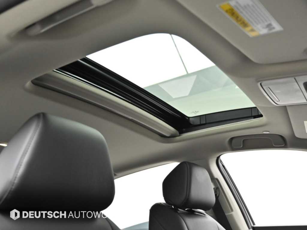 Honda Accord — photo 18