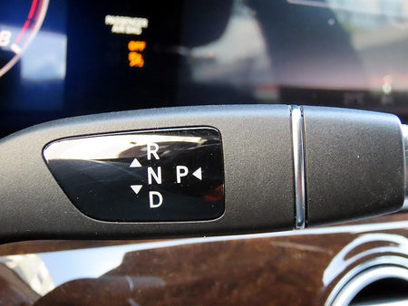Mercedes-Benz S-Class — photo 11