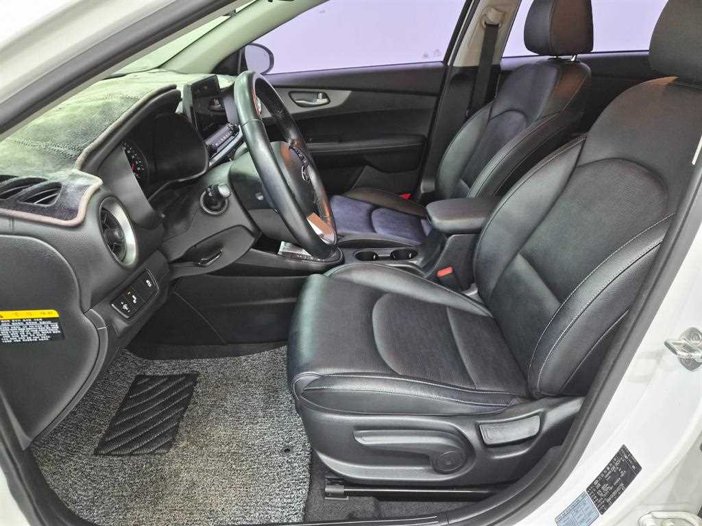 Kia K3 — photo 10