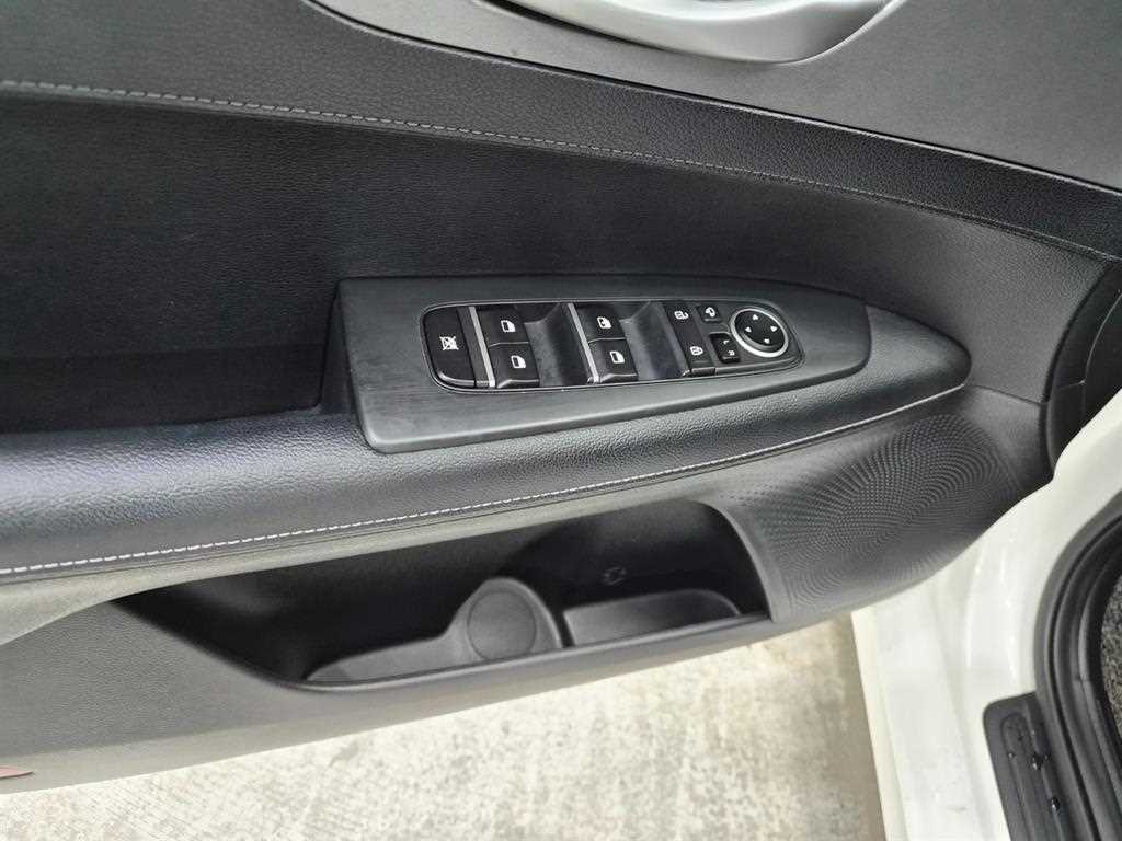 Kia K3 — photo 11