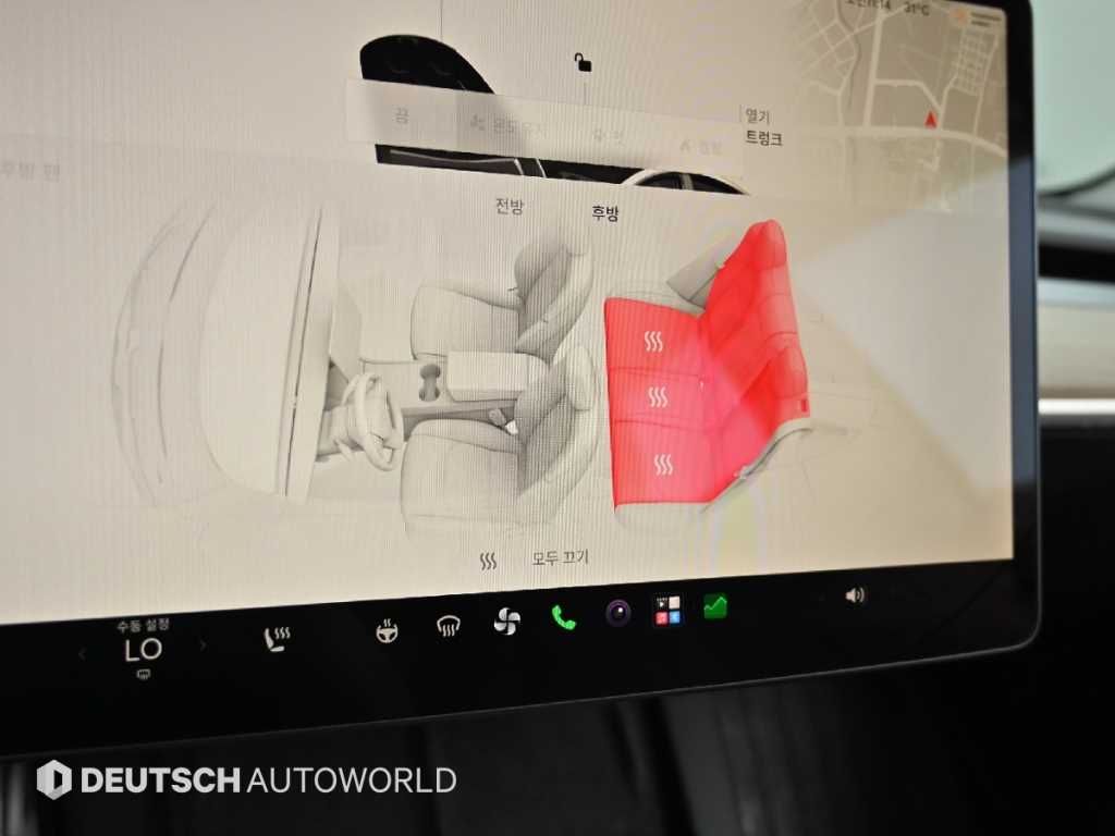 Tesla Model 3 — photo 16