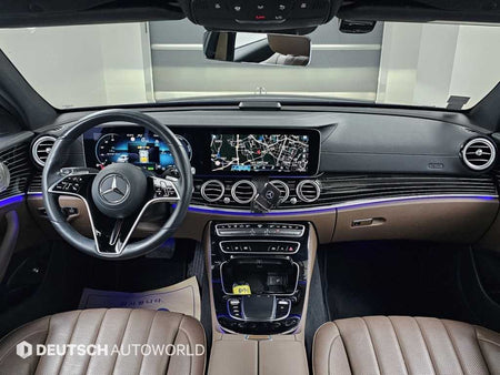 Mercedes-Benz E-Class — photo 07