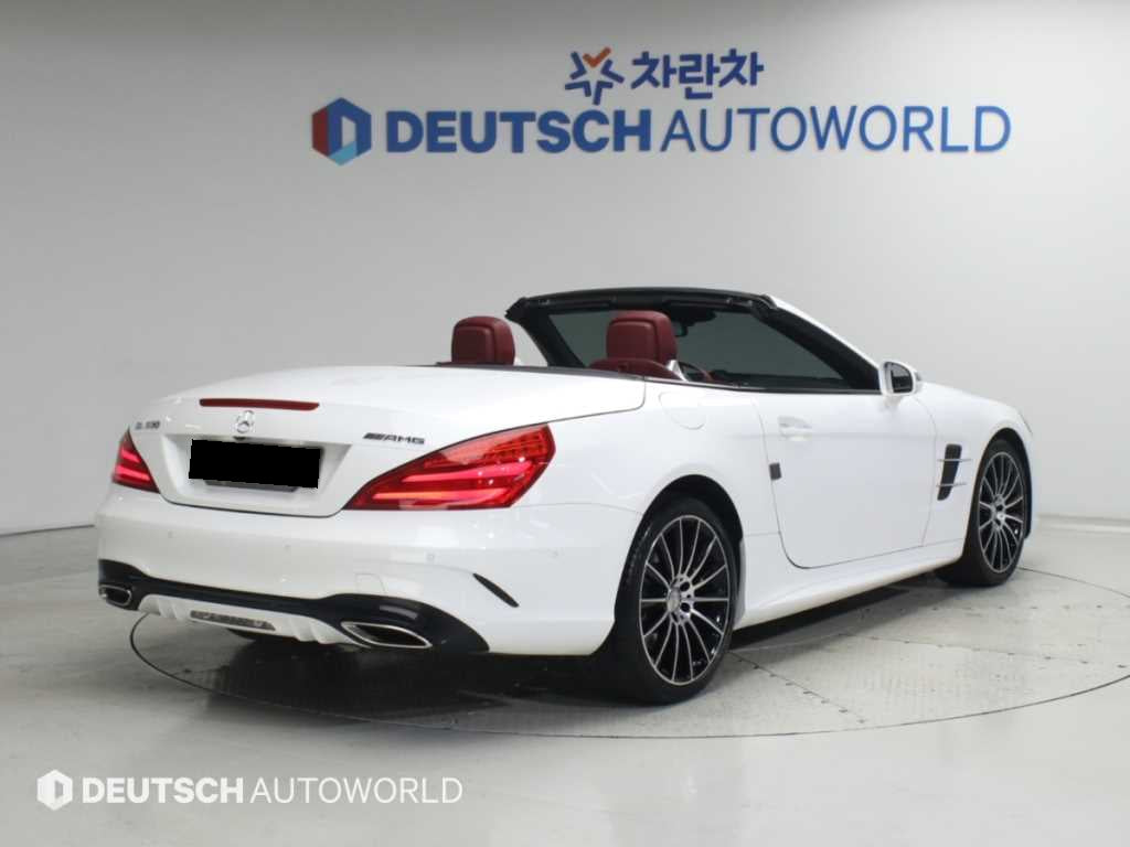 Mercedes-Benz SL-Class — photo 02