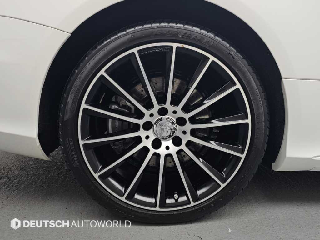 Mercedes-Benz SL-Class — photo 05