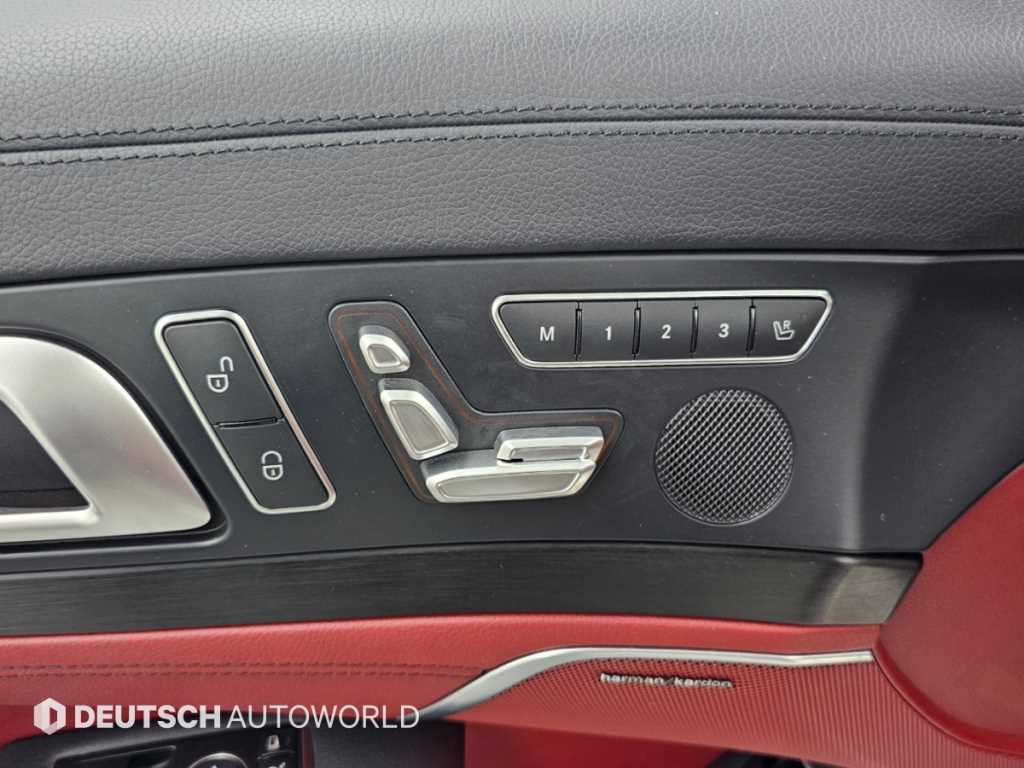 Mercedes-Benz SL-Class — photo 12