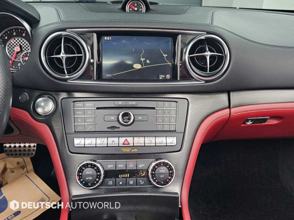 Mercedes-Benz SL-Class — photo 14