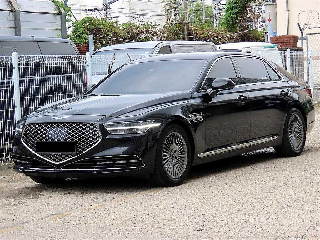 Genesis G90 — photo 02