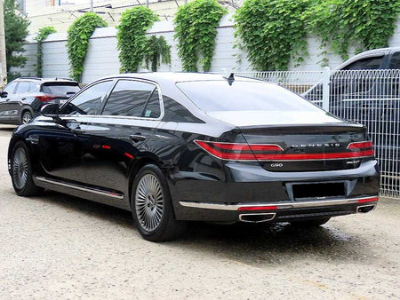 Genesis G90 — photo 03