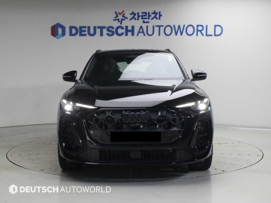 Audi Q5 — photo 03