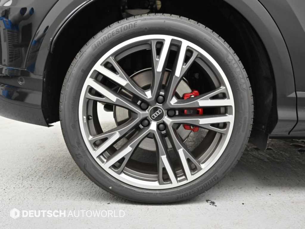 Audi Q5 — photo 05