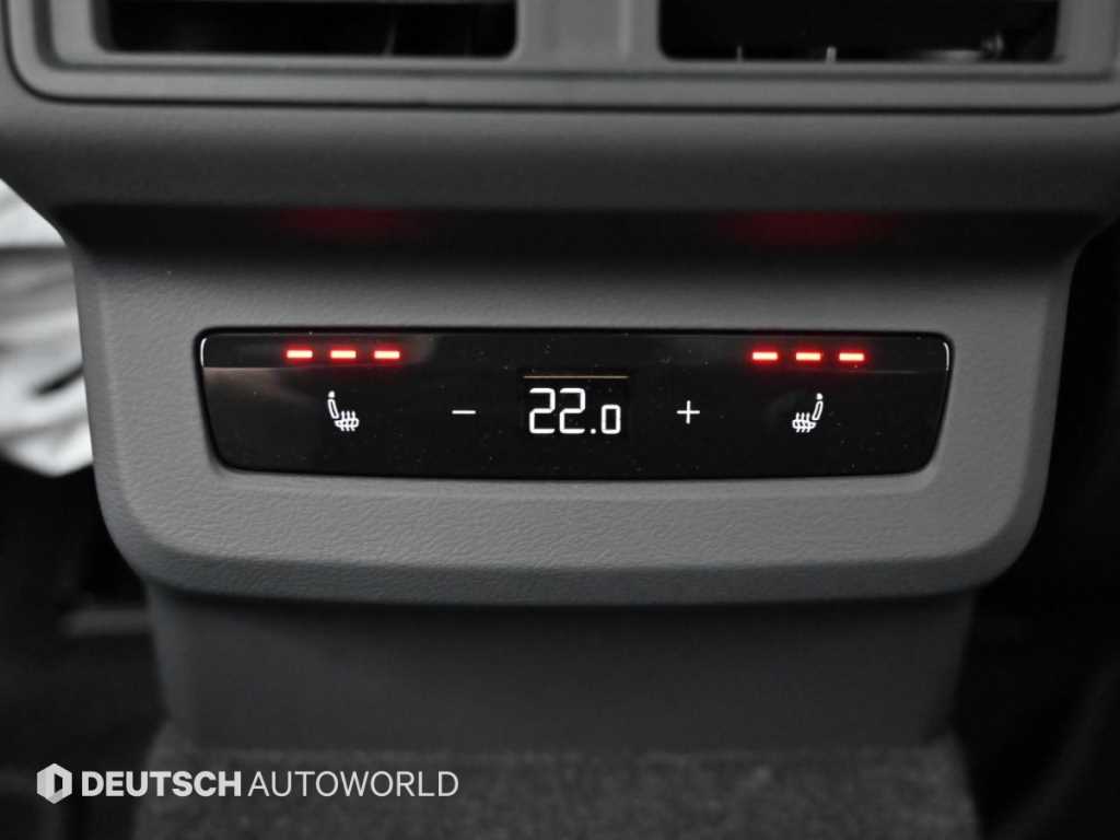 Audi Q5 — photo 16