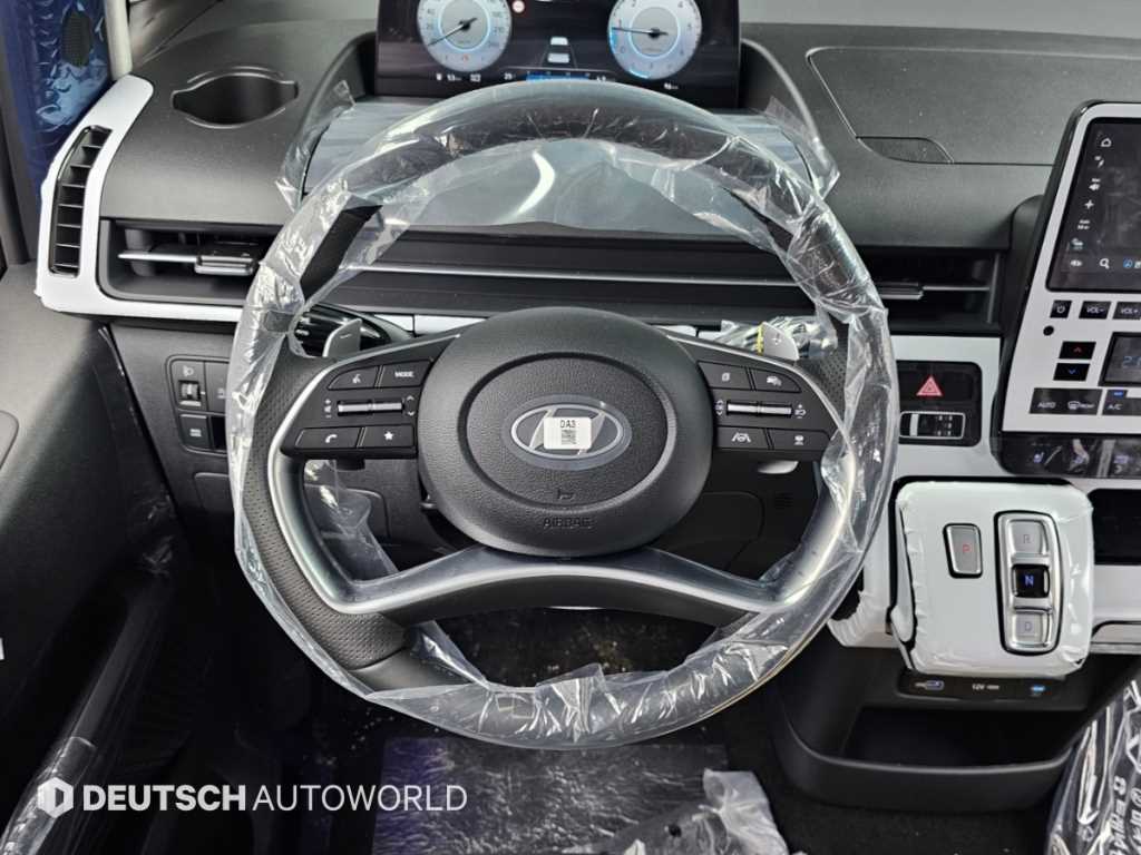 Hyundai Staria — photo 13