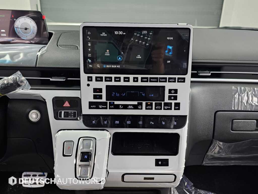 Hyundai Staria — photo 14