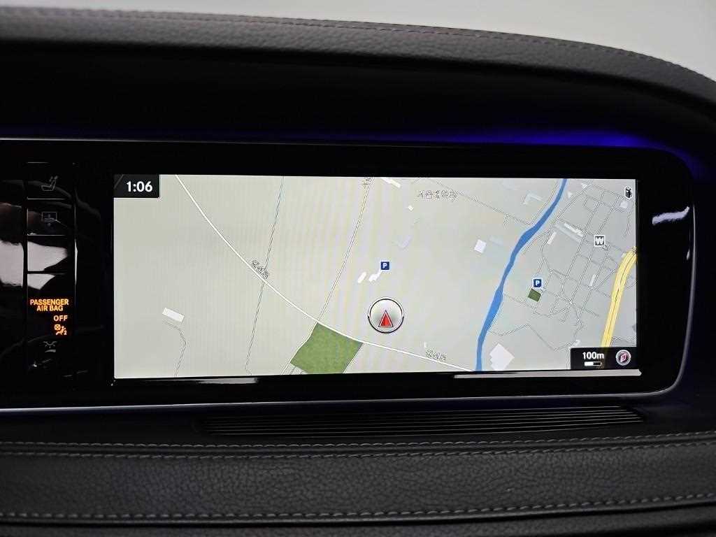 Mercedes-Benz S-Class — photo 14