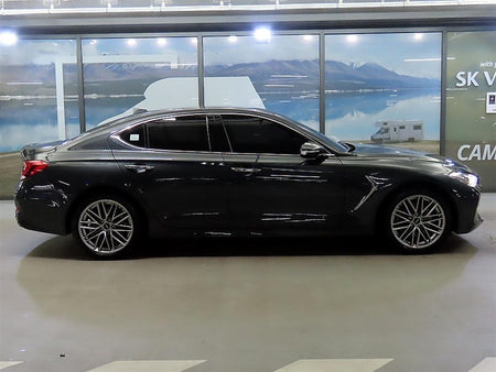 Genesis G70 — photo 03