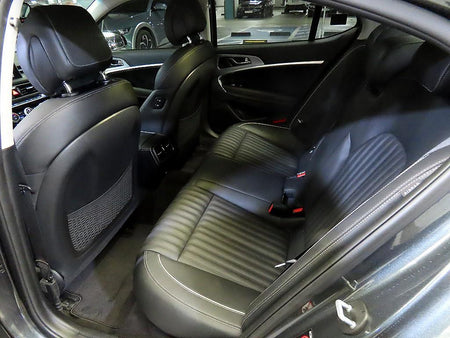 Genesis G70 — photo 07