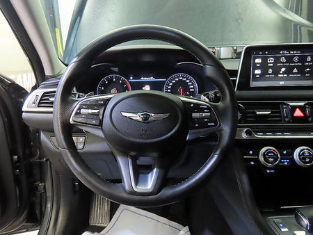 Genesis G70 — photo 08