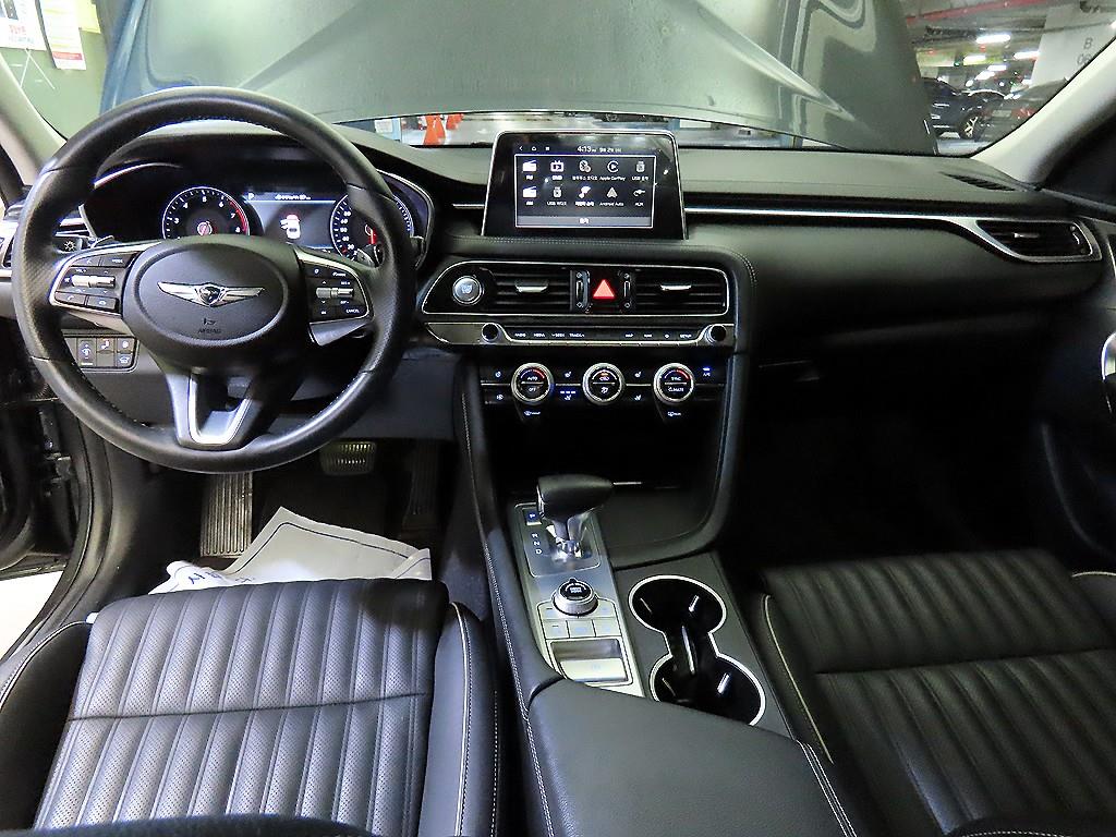 Genesis G70 — photo 10