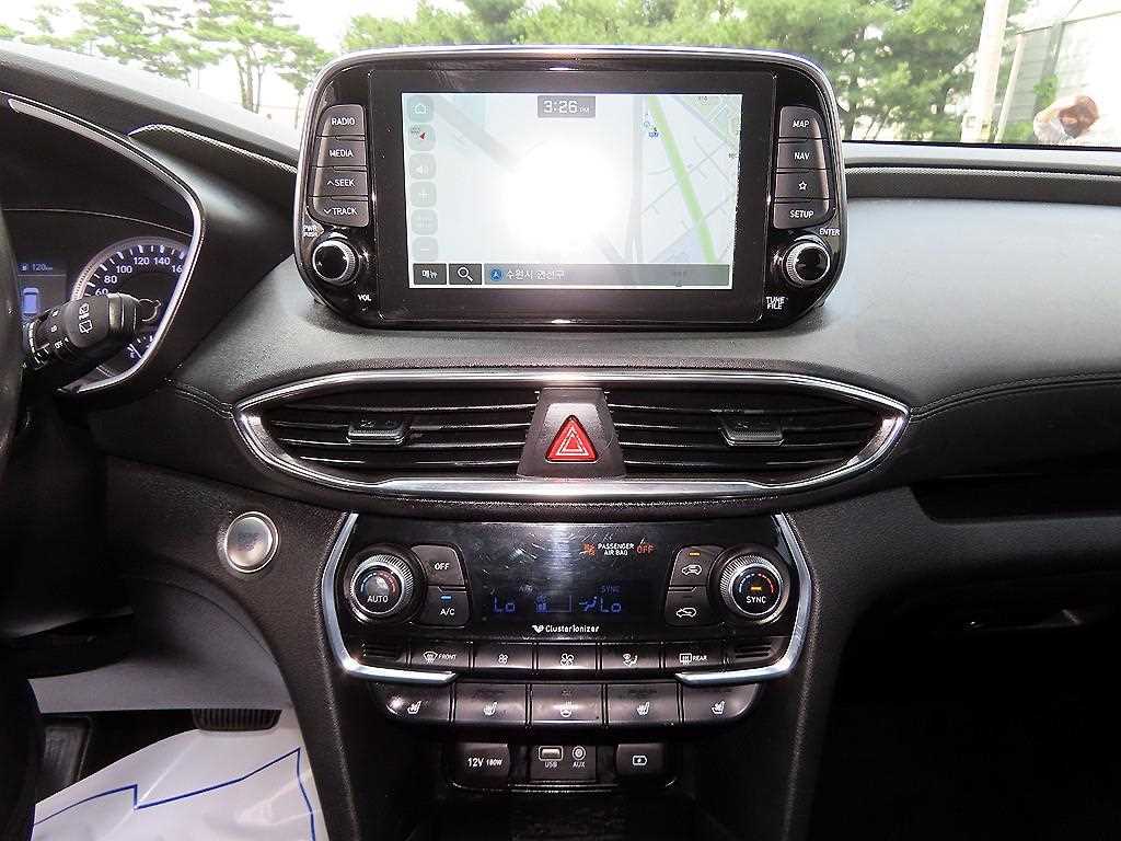 Hyundai Santafe — photo 13