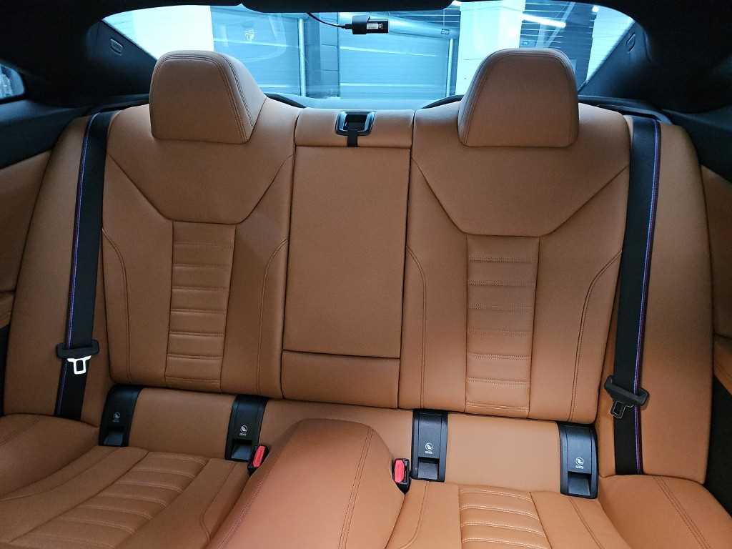 BMW 4-Series — photo 12