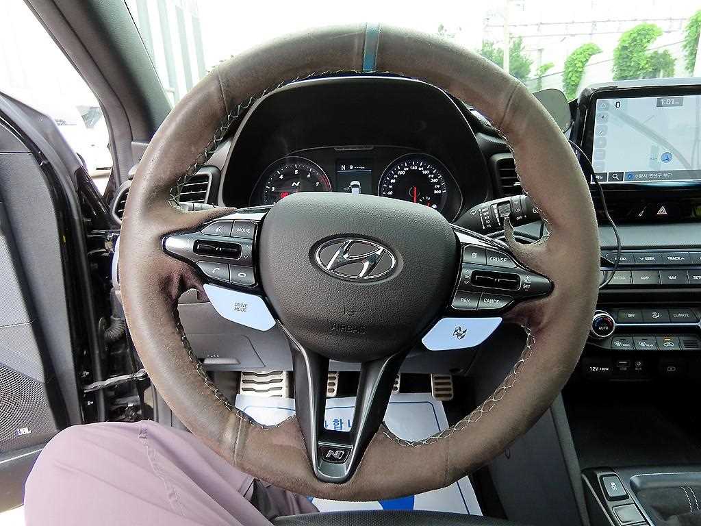 Hyundai Veloster — photo 08