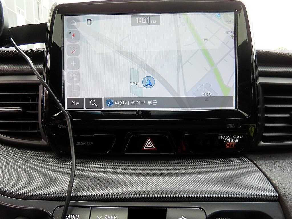 Hyundai Veloster — photo 14