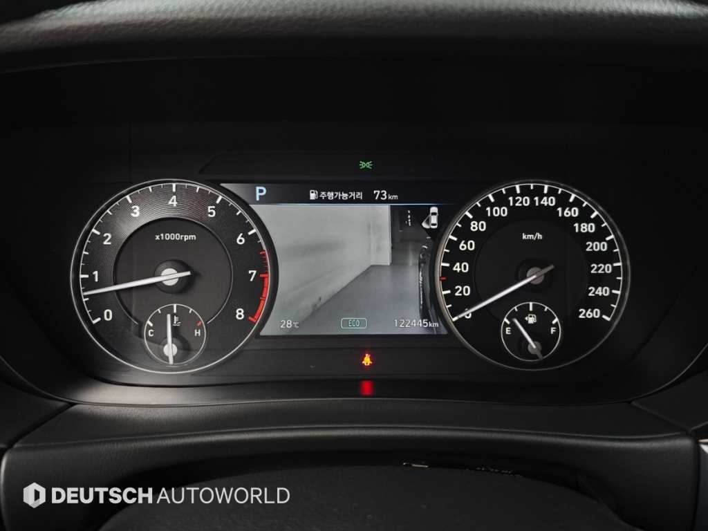 Genesis G90 — photo 08