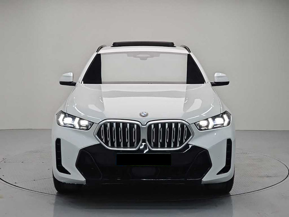 BMW X6 — photo 02