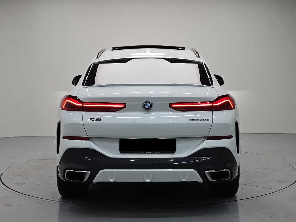 BMW X6 — photo 03