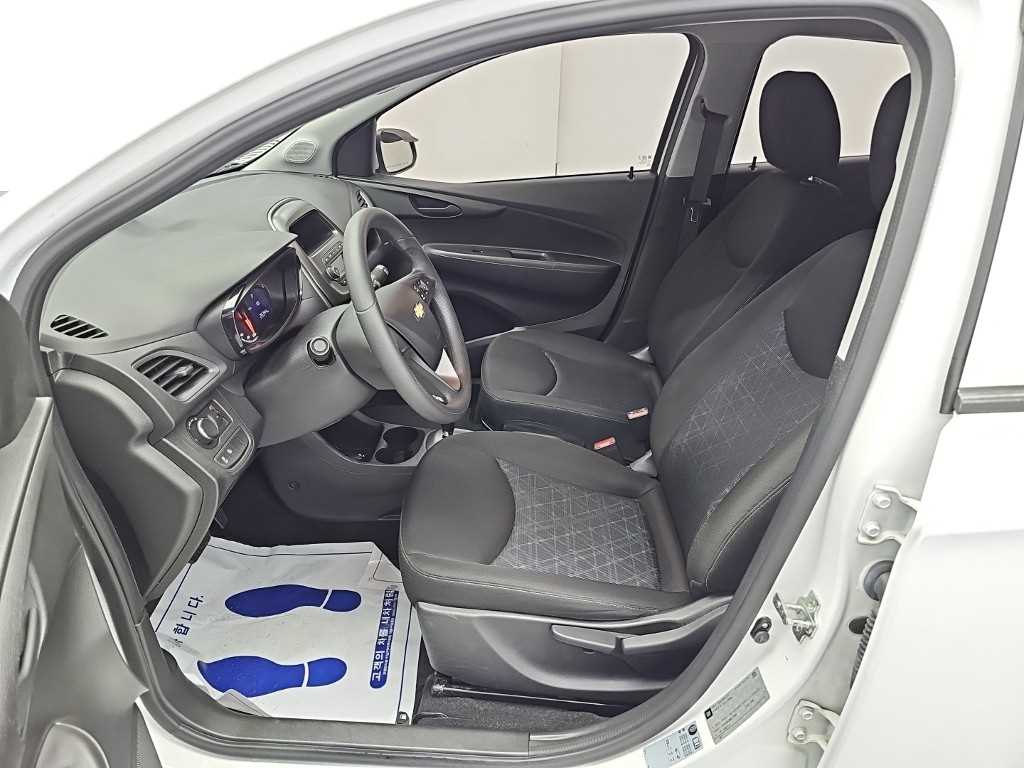 CHEVROLET Spark — photo 11