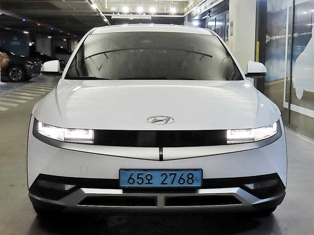 Hyundai Ioniq5 — photo 02