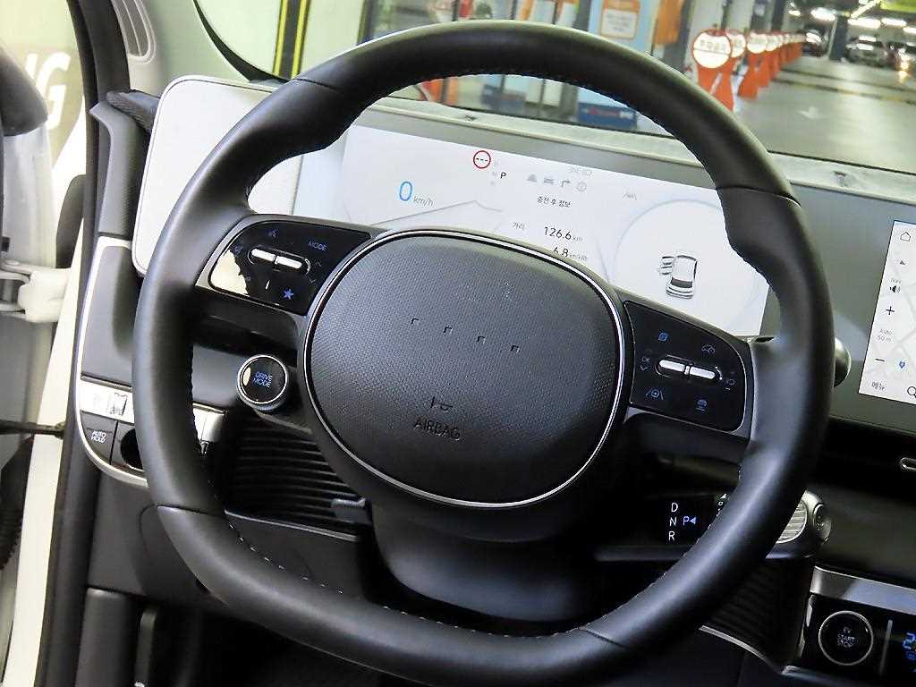 Hyundai Ioniq5 — photo 08