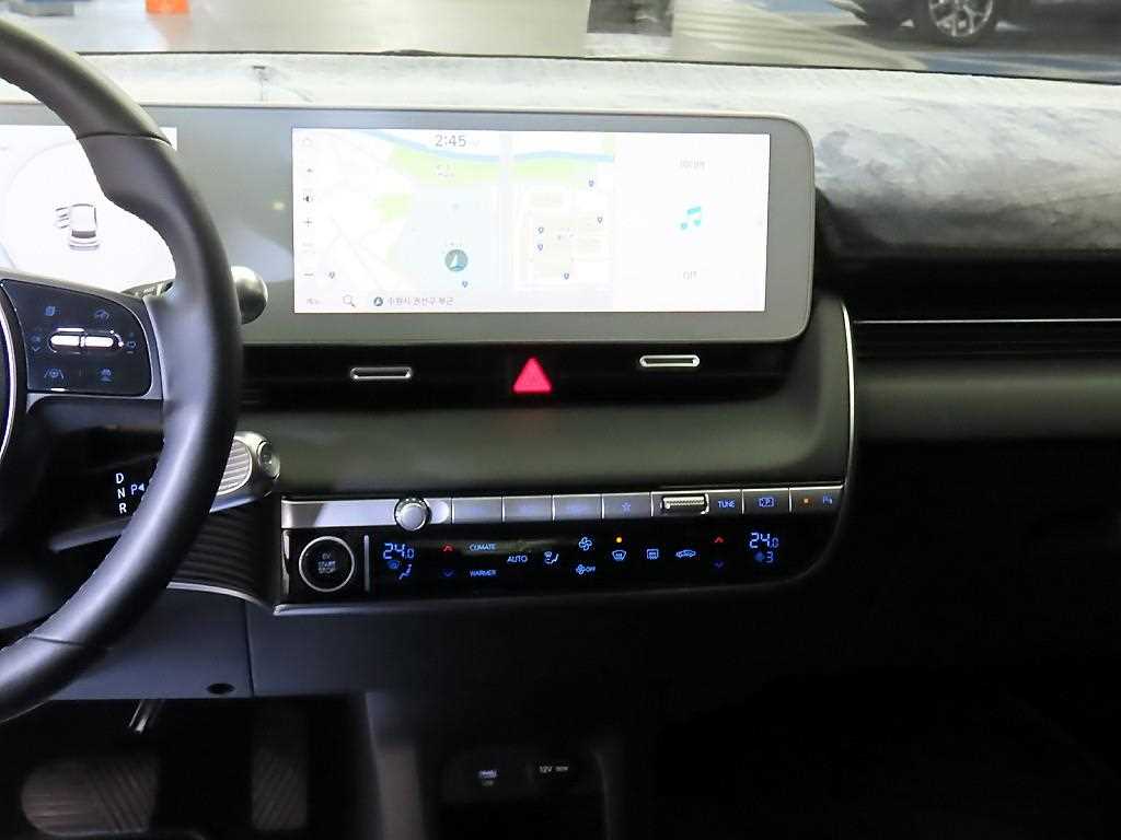 Hyundai Ioniq5 — photo 11