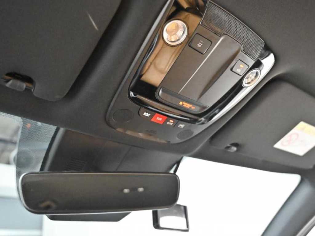 Kia K5 — photo 18
