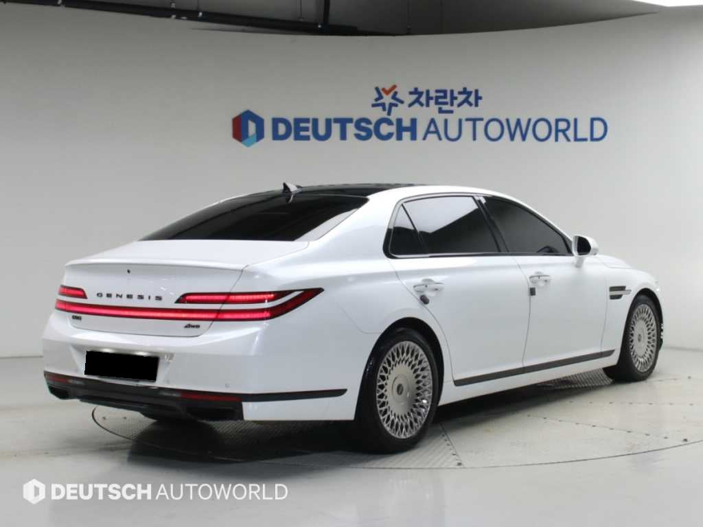 Genesis G90 — photo 03