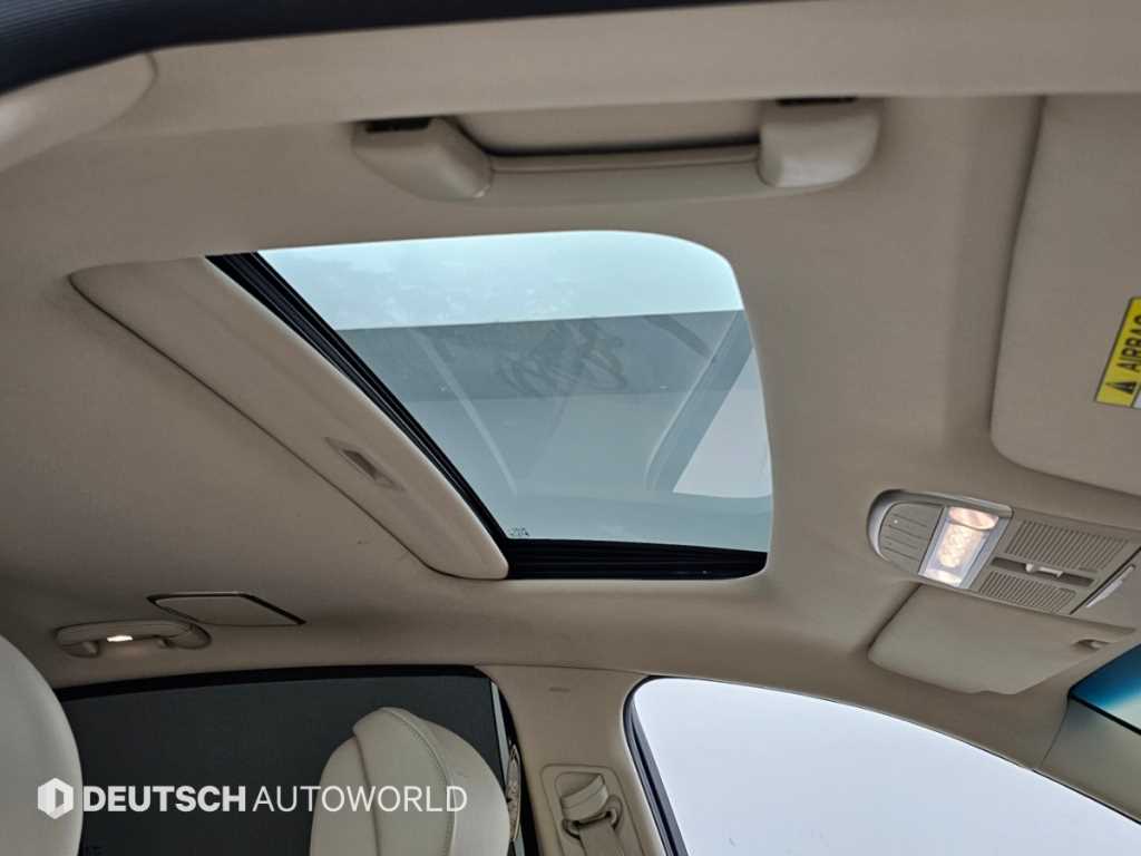 Genesis G90 — photo 19