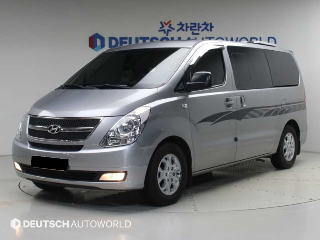 Hyundai Starex — photo 01