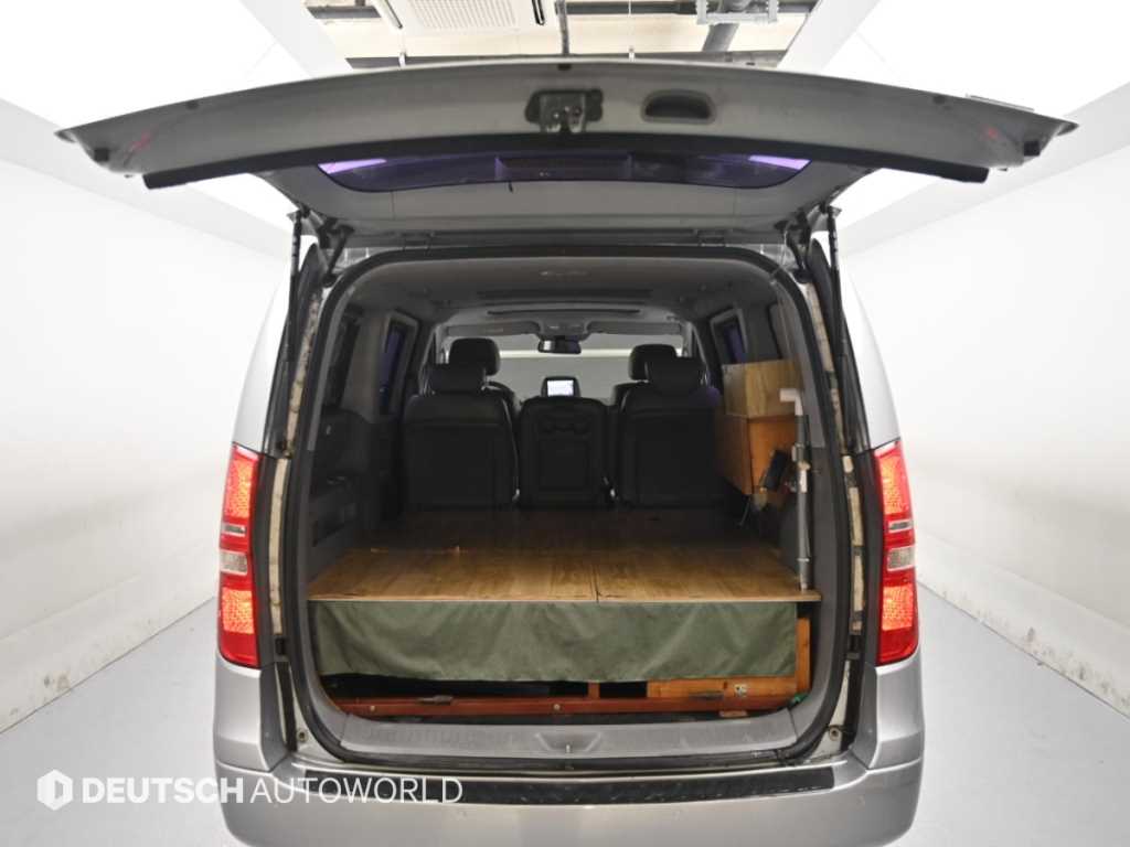 Hyundai Starex — photo 19