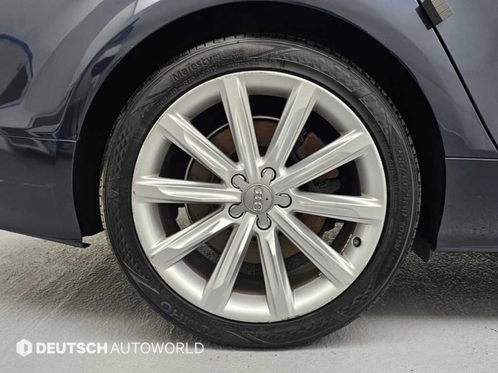 Audi A7 — photo 05
