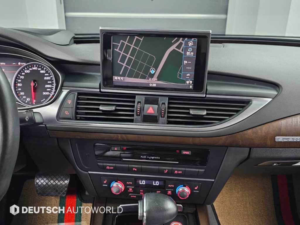 Audi A7 — photo 14