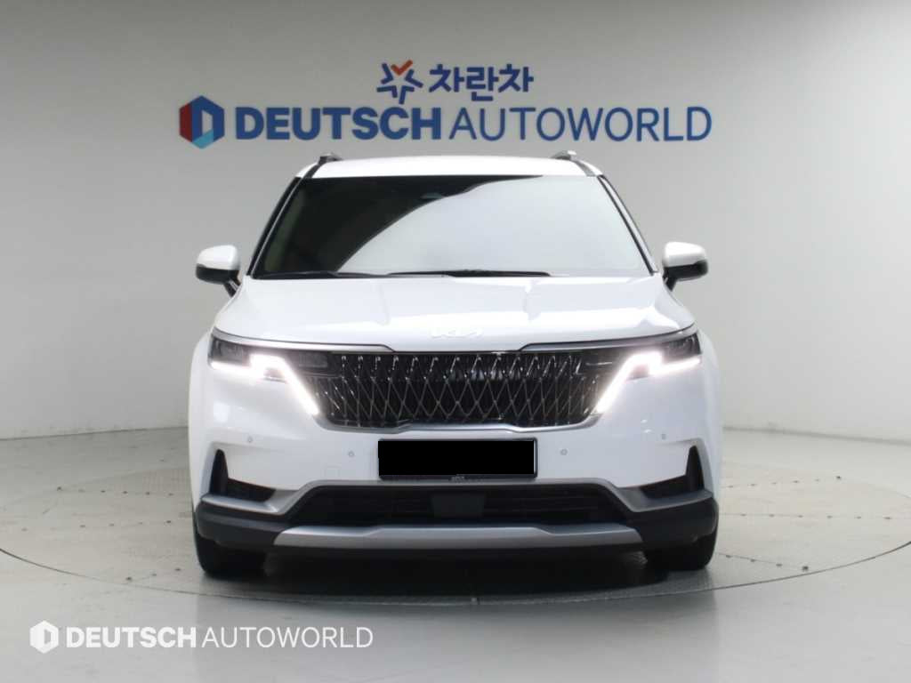 Kia Carnival — photo 03