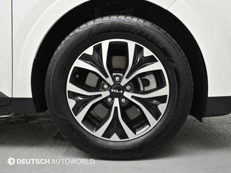Kia Carnival — photo 05