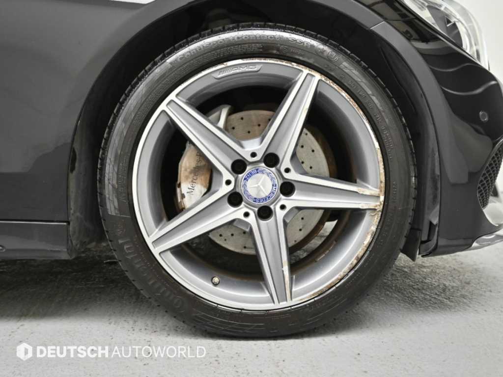 Mercedes-Benz C-Class — photo 05
