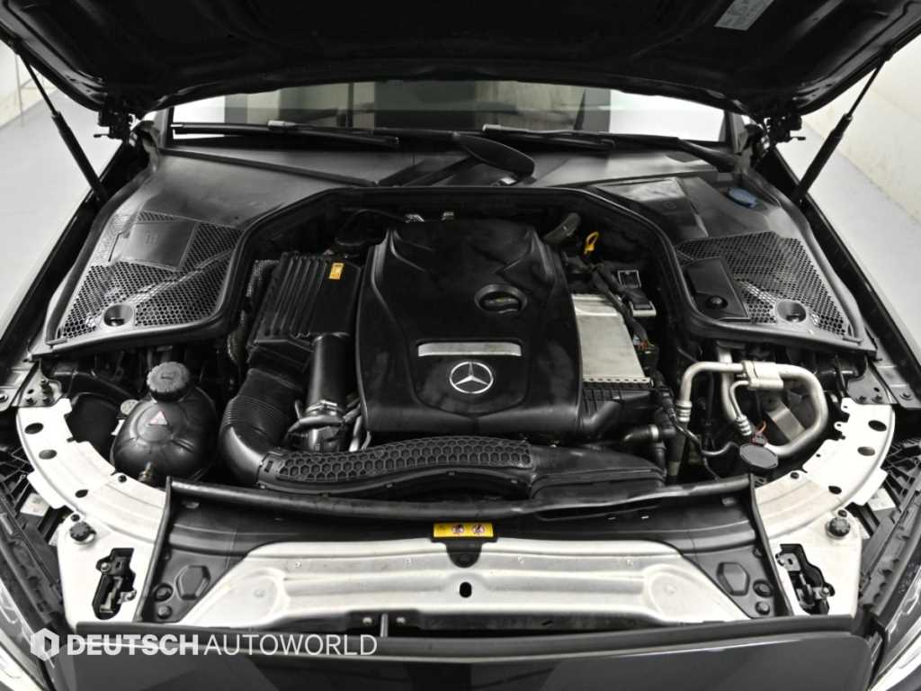 Mercedes-Benz C-Class — photo 06