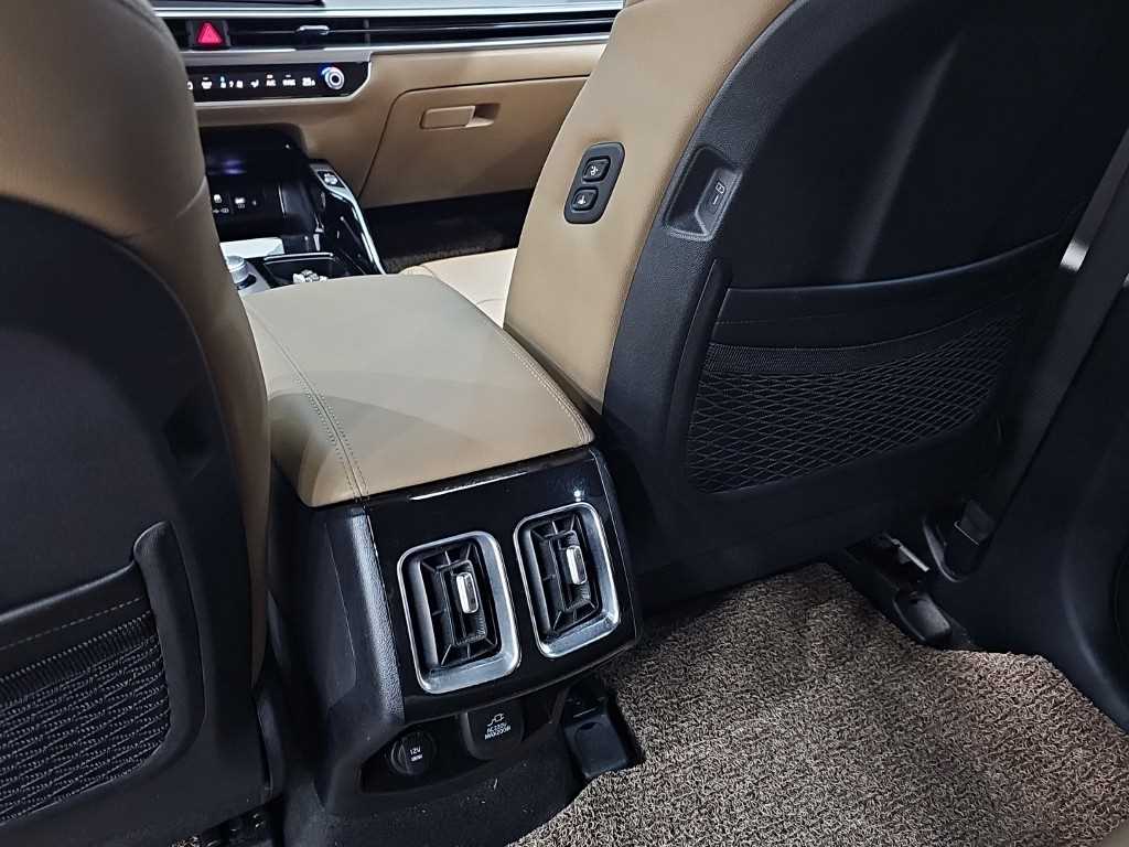 Kia Sorento — photo 15