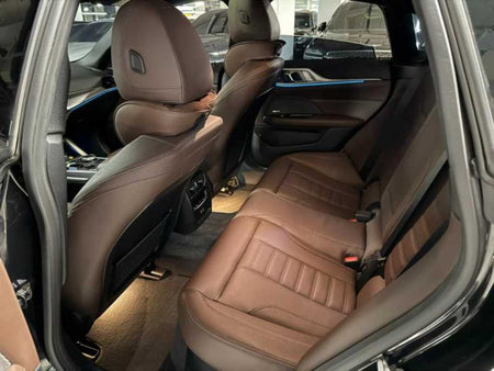 BMW i4 — photo 11